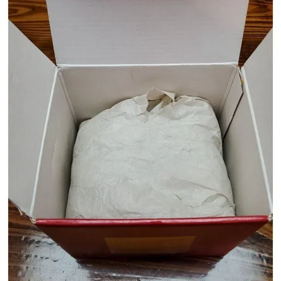 Lenox Holiday Pierced Votives 2 with candles Open Box - Picture 7 of 10